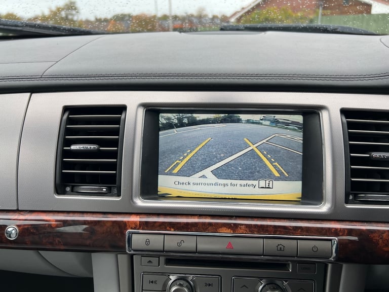 Jaguar, XF, Saloon, 2011, Other, 2993 (cc), 4 doors