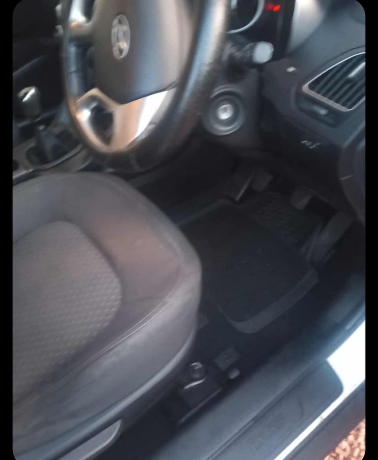 Hyundai, IX35, Estate, 2012, Manual, 1685 (cc), 5 doors