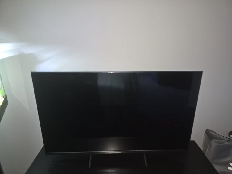 32" sharp smart TV 