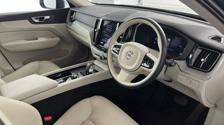 2023 Volvo XC60 Core, B5 AWD Mild hybrid, Petrol Estate Petrol Automatic