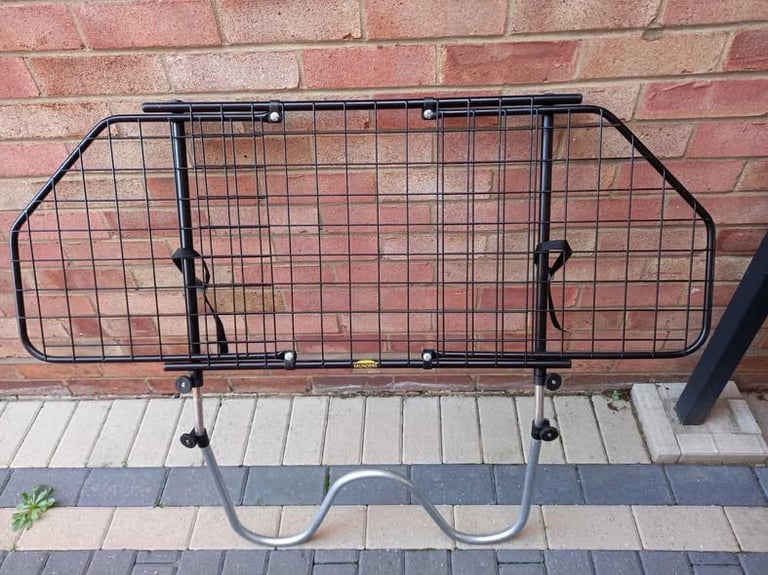 image for Saunders XL Headrest Dog Guard for the car