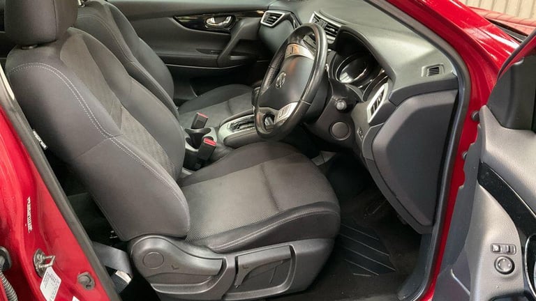 2016 Nissan Qashqai 1.2 DIG-T N-Connecta XTRON 2WD Euro 6 (s/s) 5dr HATCHBACK Petrol Automatic