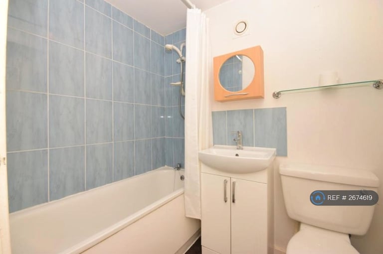 1 bedroom flat in Budhill Avenue, Glasgow, G32 (1 bed) (#2674619)