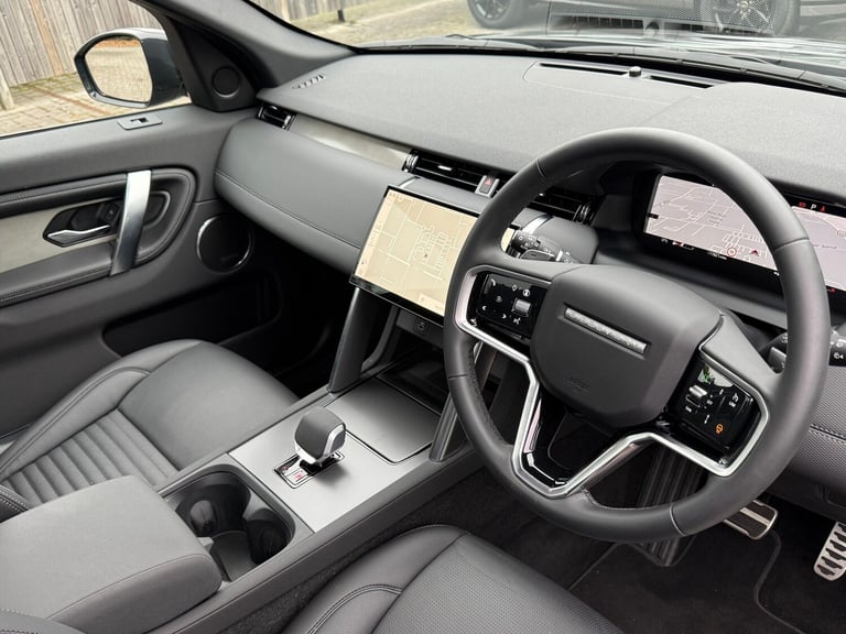2025 Land Rover Discovery Sport 2.0 D200 Dynamic SE 5dr Auto [7 Seat] ESTATE DIESEL Automatic