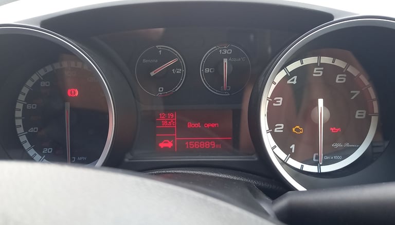 Alfa Romeo, GIULIETTA, Hatchback, 2011, Manual, 1368 (cc), 5 doors