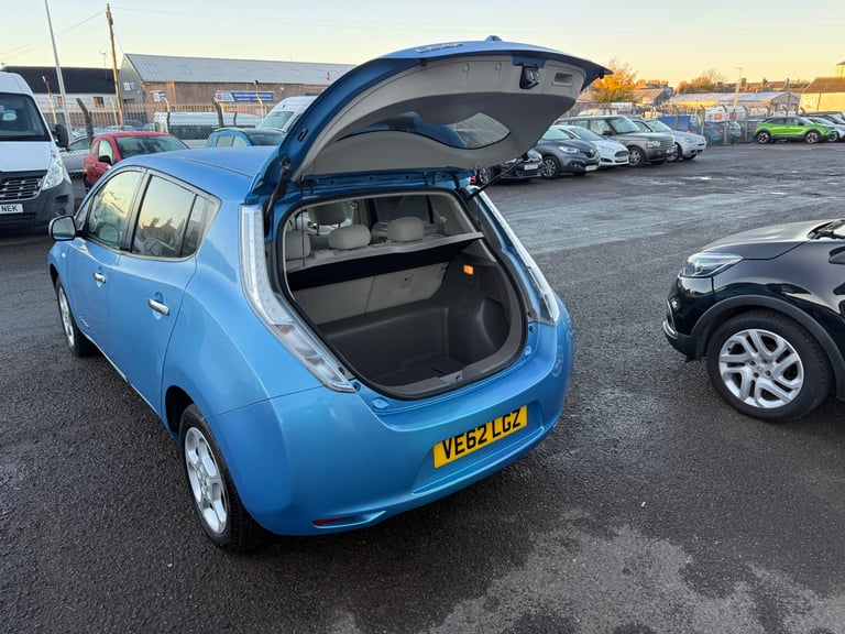 2012 Nissan Leaf Automatic £20 Tax ONLY 51k FSH NEW BRAKES THRES NEW MOT WARRANTY