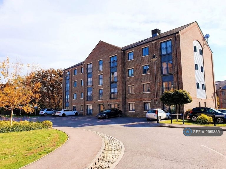 image for 2 bedroom flat in Bridport House, Gosport, PO12 (2 bed) (#2661335)