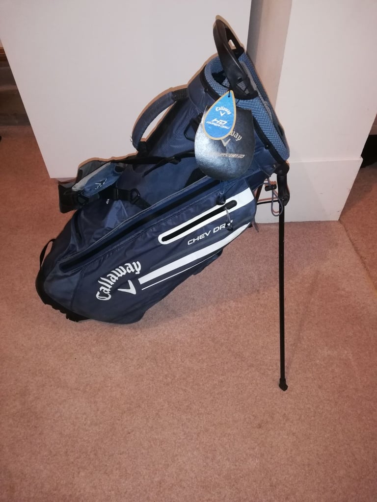 image for Callaway chev stand bag has rain cover all zips working like new  free drop off Dundee area
