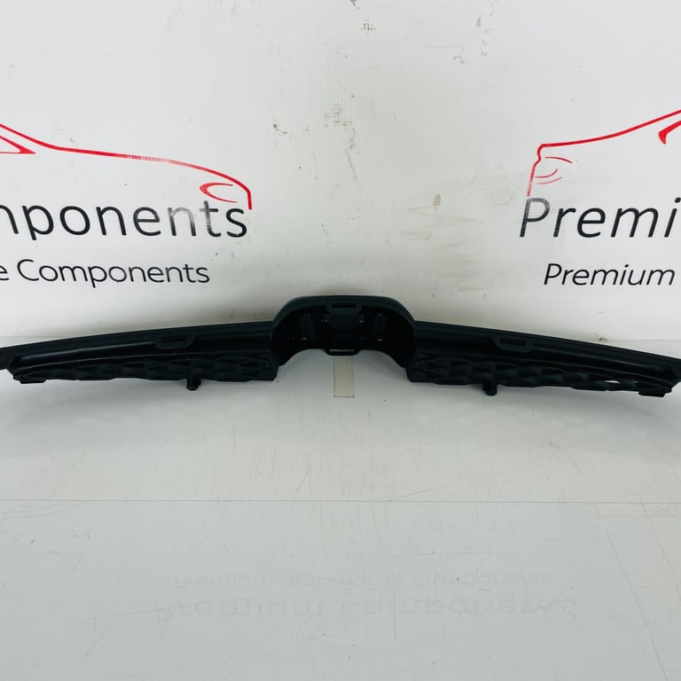 Honda Jazz Front Grill Genuine Mk1 With Emblem 2001 - 2007 [za79]