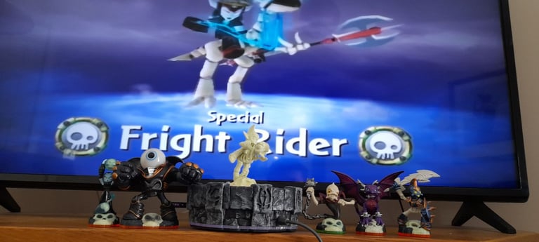 Skylanders Characters season 1 + 2