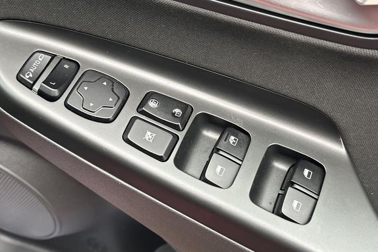 2022 Hyundai KONA 1.6 GDi Hybrid Premium 5dr DCT Automatic Hatchback Hybrid Automatic