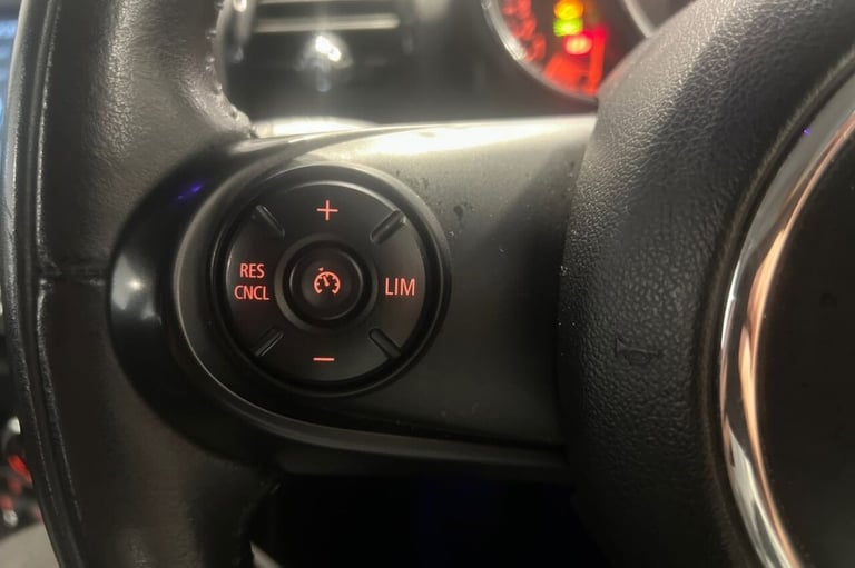 2019 19 MINI CLUBMAN 1.5 COOPER CLASSIC ESTATE 6DR PETROL MANUAL EURO 6 (S/S) (1