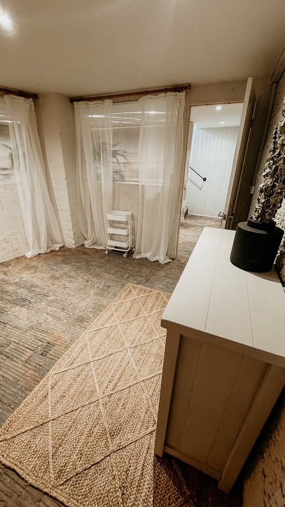 Therapy room to rent 