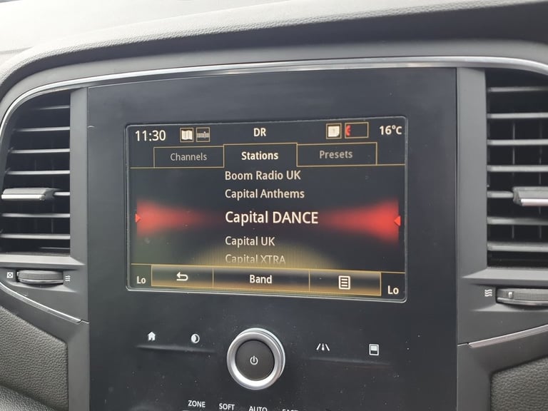 2017 Renault Megane 1.6 dCi Dynamique Nav 5dr Hatchback Diesel Manual