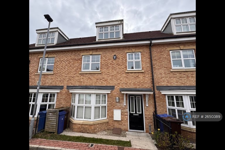 image for 4 bedroom house in Woolscroft View, Barnsley, S73 (4 bed) (#2650389)