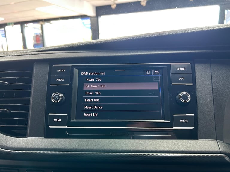 2024 Volkswagen Transporter 2.0 TDI T30 Startline Kombi FWD SWB Euro 6 (s/s) 5dr WINDOW VAN Diese...