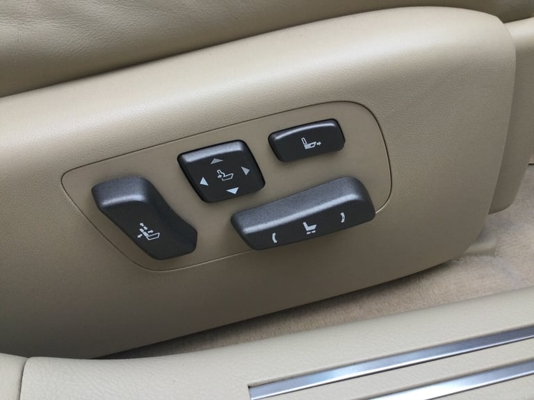 2006 Lexus LS 460 SE-L 4.6 V8 4dr Auto SALOON Petrol Automatic