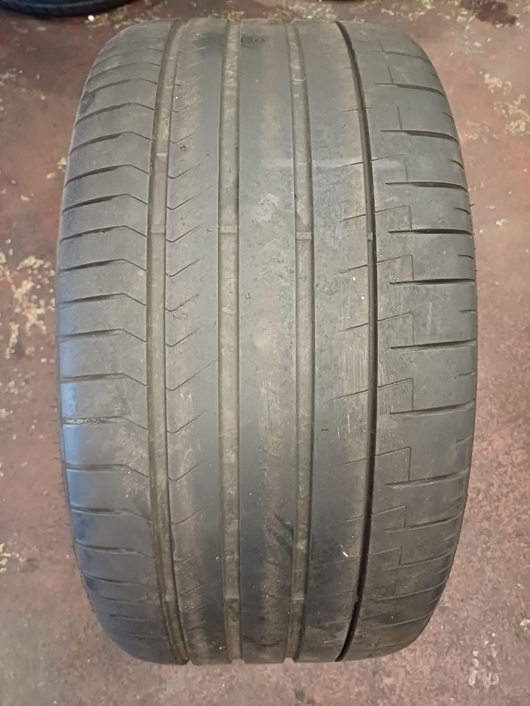1x 315 30 23 Pirelli Tyre