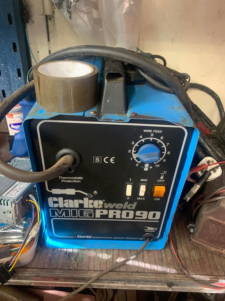 Clarke 90 mig welder .