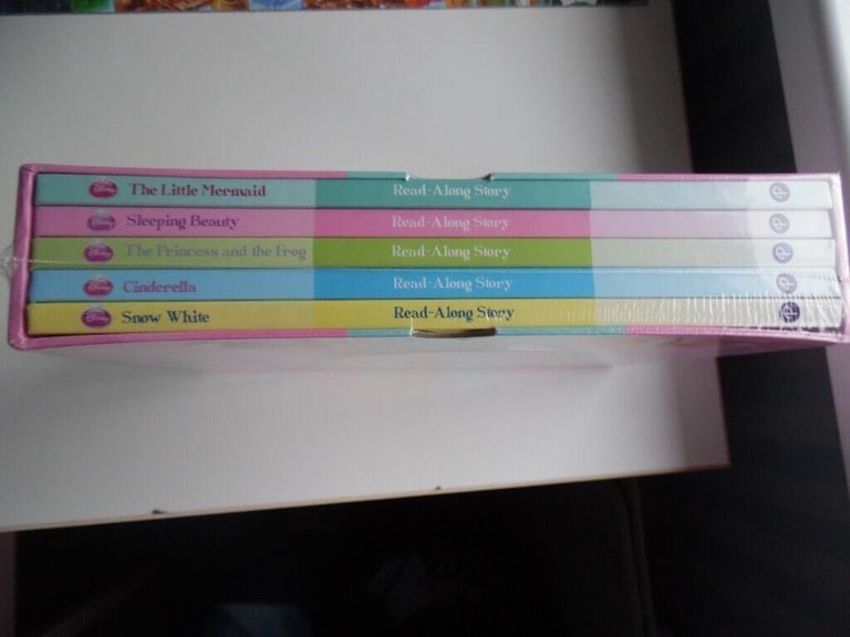 MY FAVOURITE PRINCESS TALES READ ALONG 5 STORIES Brand New and Sealed.