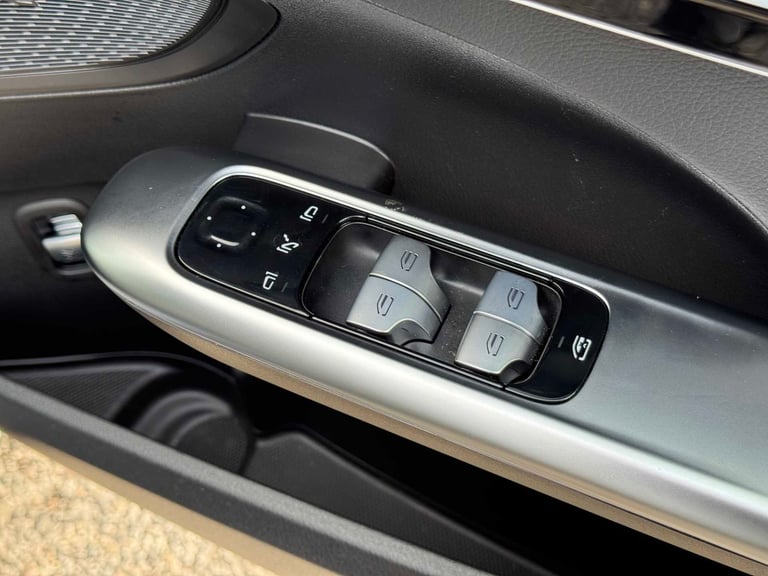 2025 Mercedes-Benz C Class C200 AMG Line 4dr 9G-Tronic Saloon Petrol Automatic