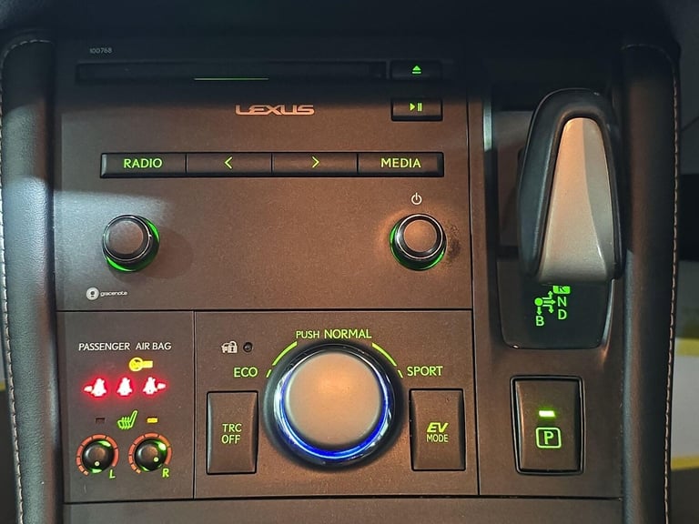 2018 Lexus CT 1.8 200h Luxury E-CVT Euro 6 (s/s) 5dr HATCHBACK Petrol/Electric Hybrid Automatic