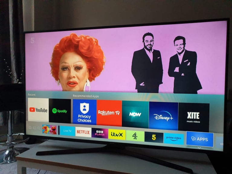 55 inches 4K UHD Samsung Smart Tv 