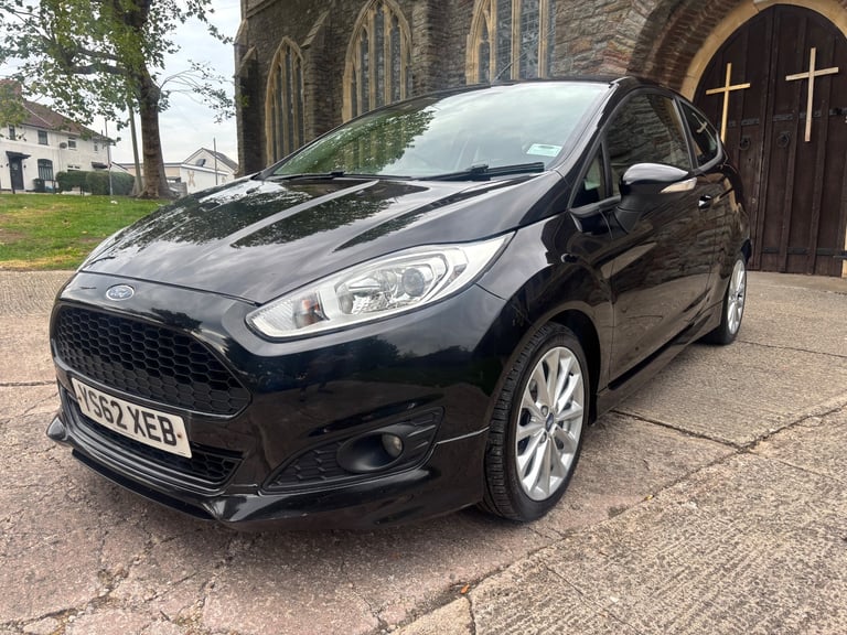 Ford, FIESTA, Hatchback, 2013, Manual, 1560 (cc), 3 doors