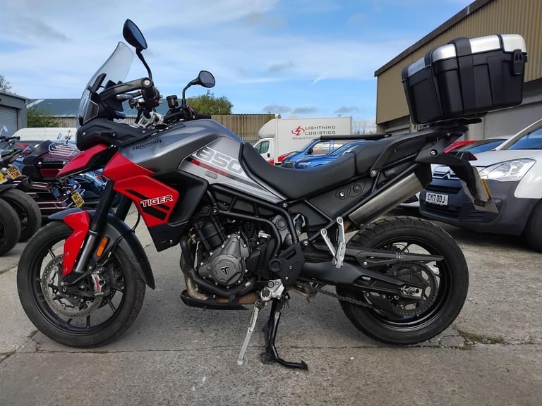 2021 21 TRIUMPH TIGER 850 SPORT 11k MILES ENDURO TOURER NEW MOT TFT SCREEN