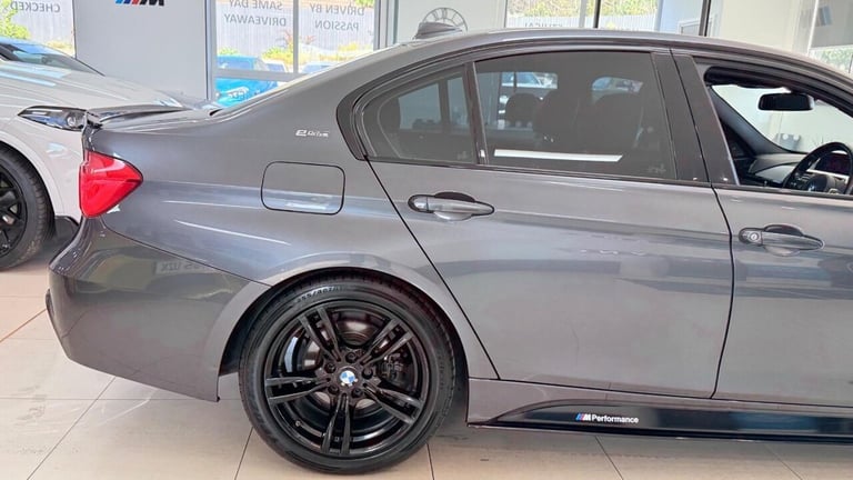 2018 BMW 3 Series 330e M Sport 4dr Step Auto SALOON PETROL/ELECTRIC Automatic