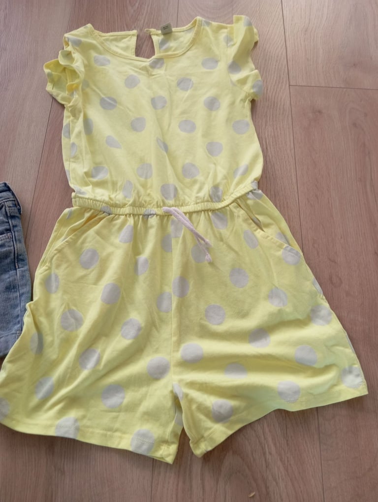 Girls shorts bundle 7-9 years old, some new