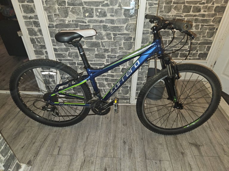 Carrera valour mountain bike