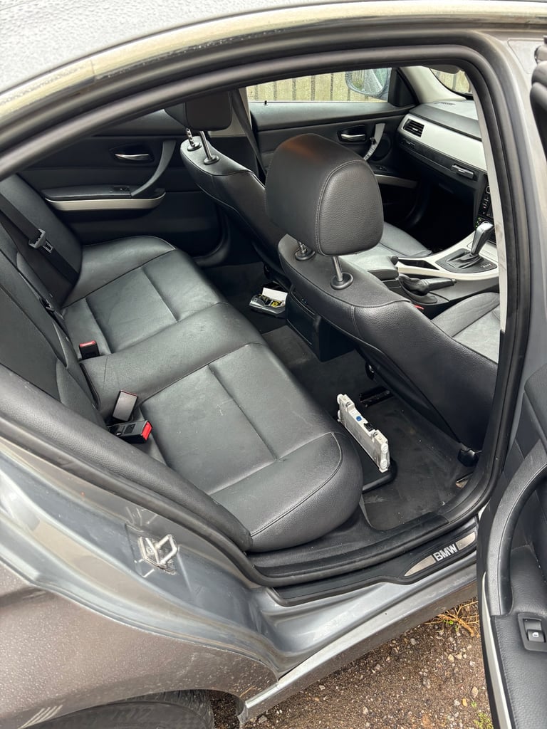 BMW, 3 SERIES, Saloon, 2010, Semi-Auto, 2996 (cc), 4 doors