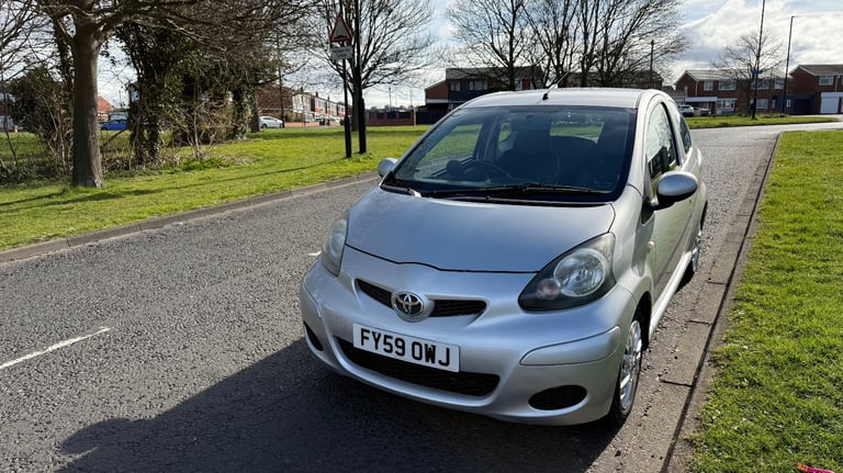 Toyota, AYGO, Hatchback, 2009, Manual, 998 (cc), 3 doors