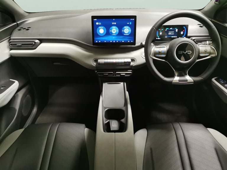2025 BYD Dolphin 43.2kWh Boost Hatchback 5dr Electric Auto (87 ps) - NAV - DRIVING MODES - S Hatc...
