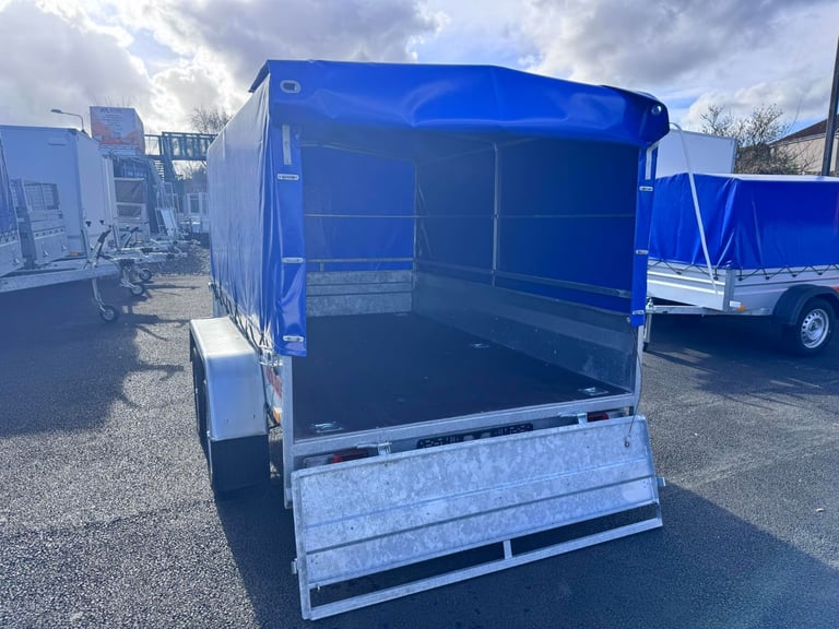 BRAND NEW 8,4ft x 5ft Twin Axle Master Trailer With Frame and Cover 1300KG Braked