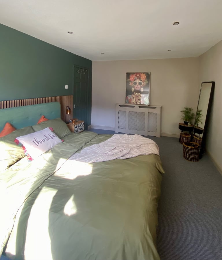  2-Bed Ground Floor Flat with Large Private Garden – Medium Term Only (6 Months) 