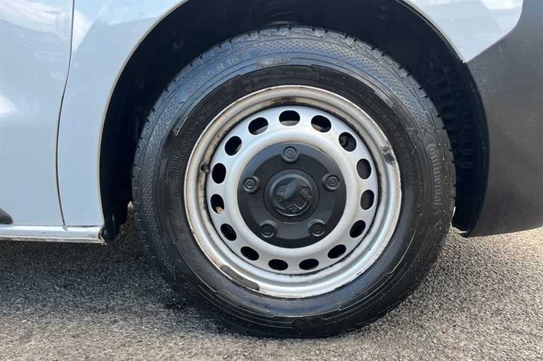 2022 Vauxhall Vivaro 2700 1.5d 120PS Dynamic H1 Van PANEL VAN DIESEL Manual