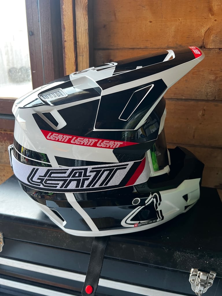 LEATT 7.5 v24 XL