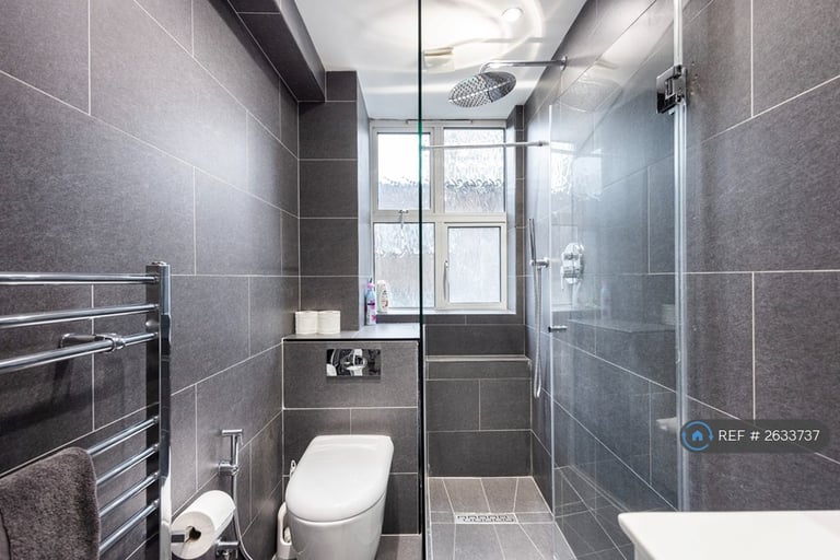1 bedroom flat in Edgware Road, London, W2 (1 bed) (#2633737)