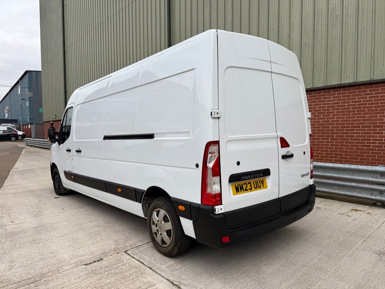 2023 Renault Master LM35dCi 135 Business+ Medium Roof Van LWB 2023 23 Plate PANEL VAN Diesel Manual