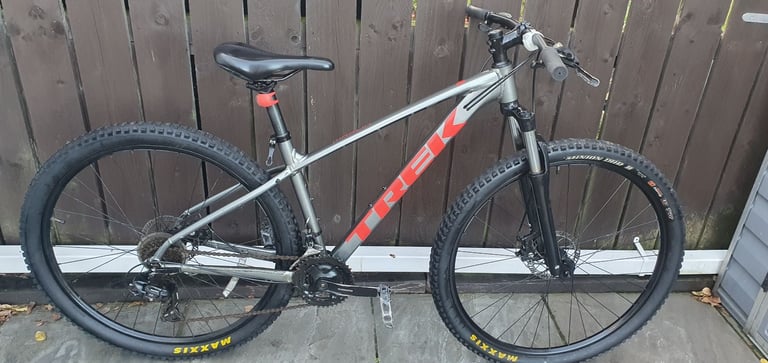 image for Mens trek marlin 4