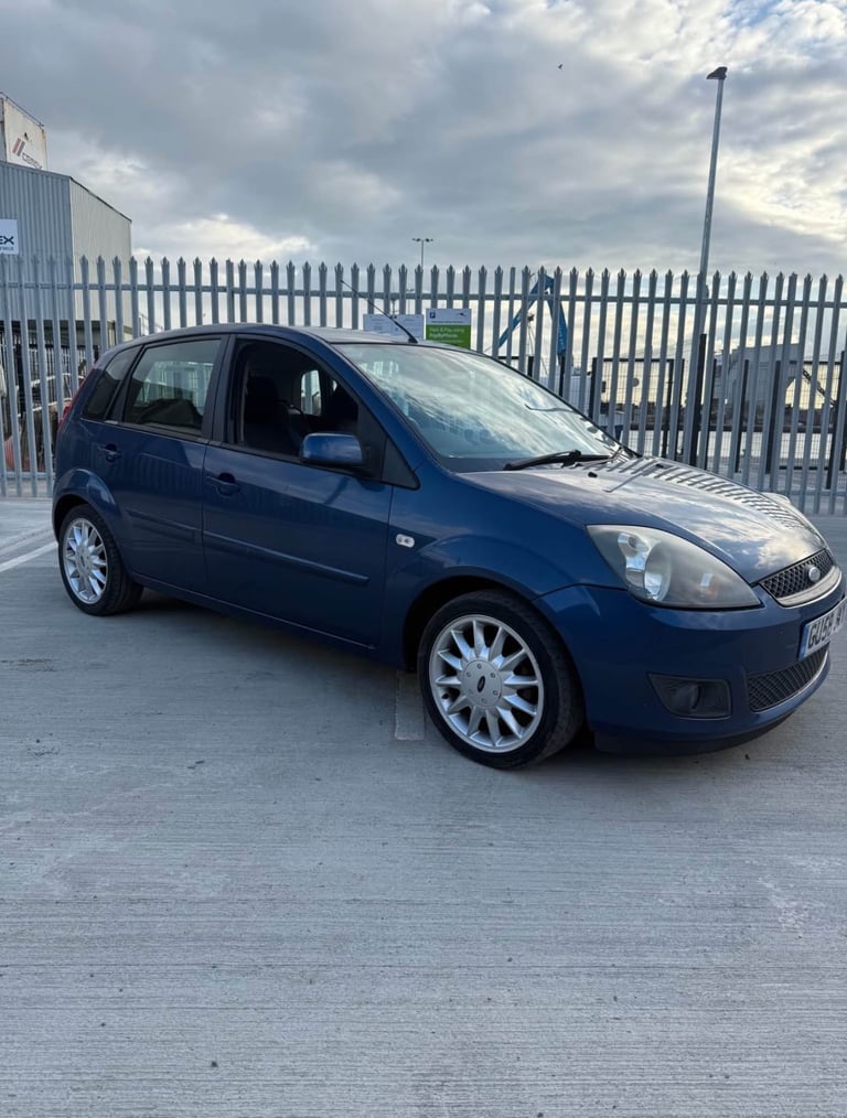 Ford, FIESTA, Hatchback, 2009, Manual, 1388 (cc), 5 doors