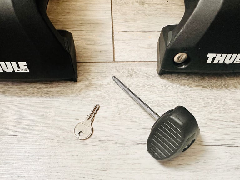 Thule WingBar Edge roof bars 