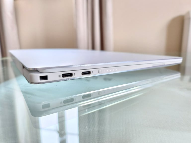 ❤️ Dell XPS 13 7390 4K Touchscreen i7-10510U 16GB RAM 512GB SSD Alpine White Carbon Fibre Laptop