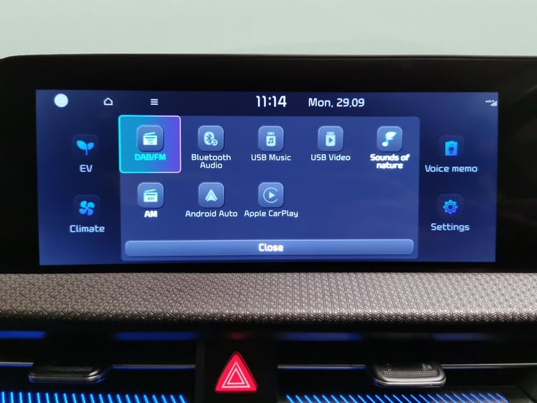 2022 Kia EV6 77.4kWh Air Hatchback 5dr Electric Auto (225 bhp) - HEATED STEERING - LANE  Hatchbac...