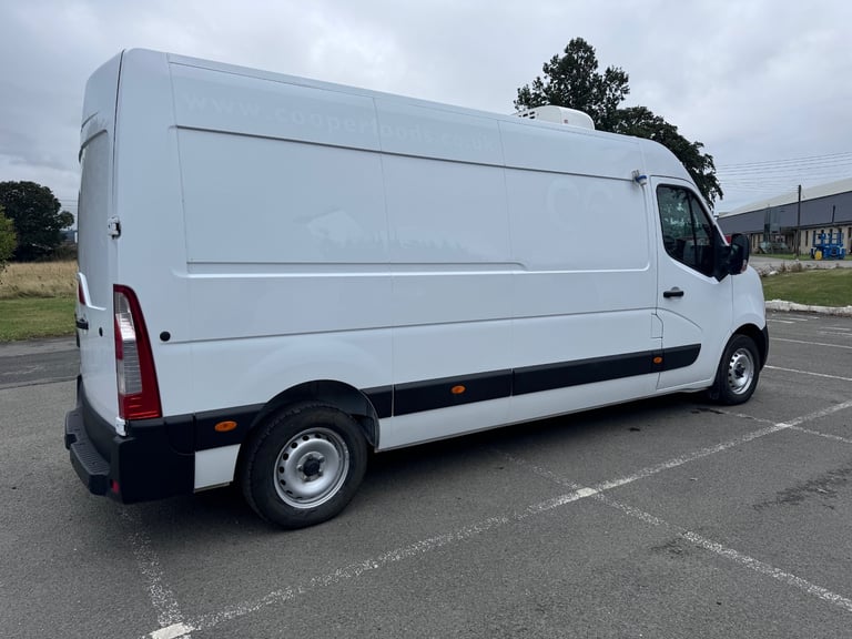 2020 Nissan NV400 Nissan NV400 2020 Mwb Fridge Van 2.3 dci 135ps MOT and Full History !! PANEL VA...