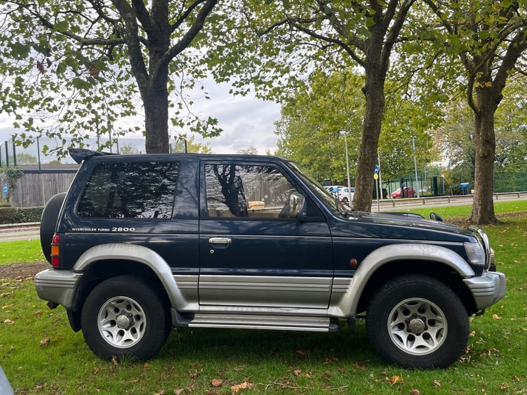 2005 Mitsubishi Pajero 2.8TD AUTOMATIC*WOW ONLY 73,302 WARRANTED LOW MILES*HPI CLEAR*CUSTOM SEATS...