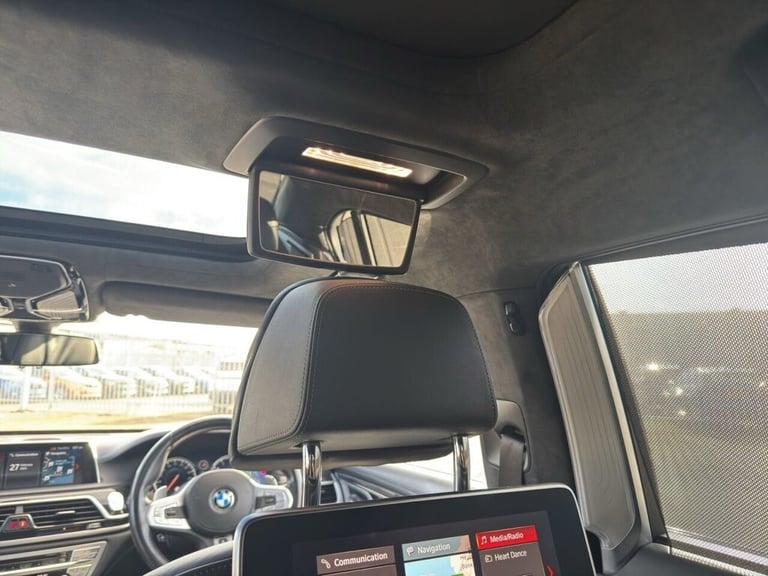 2018 BMW 7 Series M760L 6.6 Twin Turbo V12 Limousine XDrive Euro 6 (610 ps) Saloon Petrol Automatic