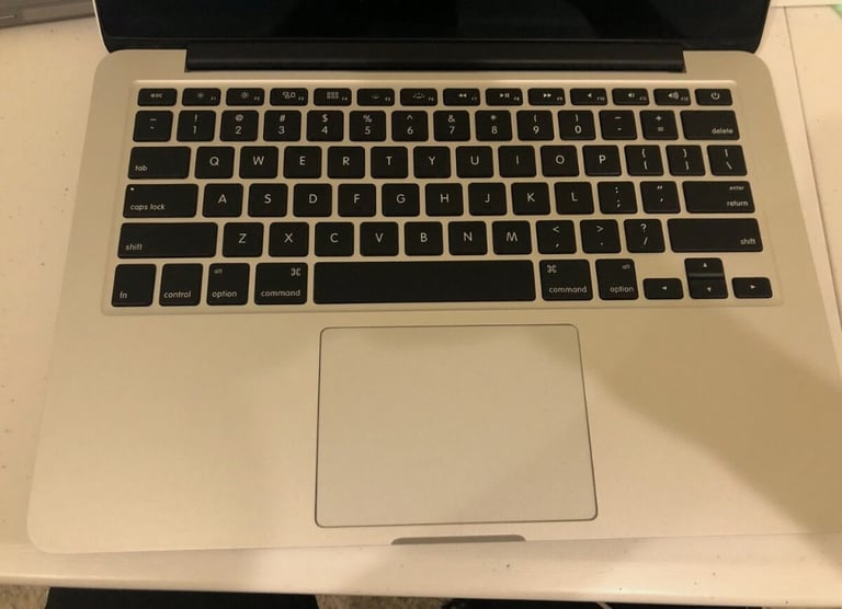 Macbook Pro 2015 damaged 13inch screen i5 A1425 